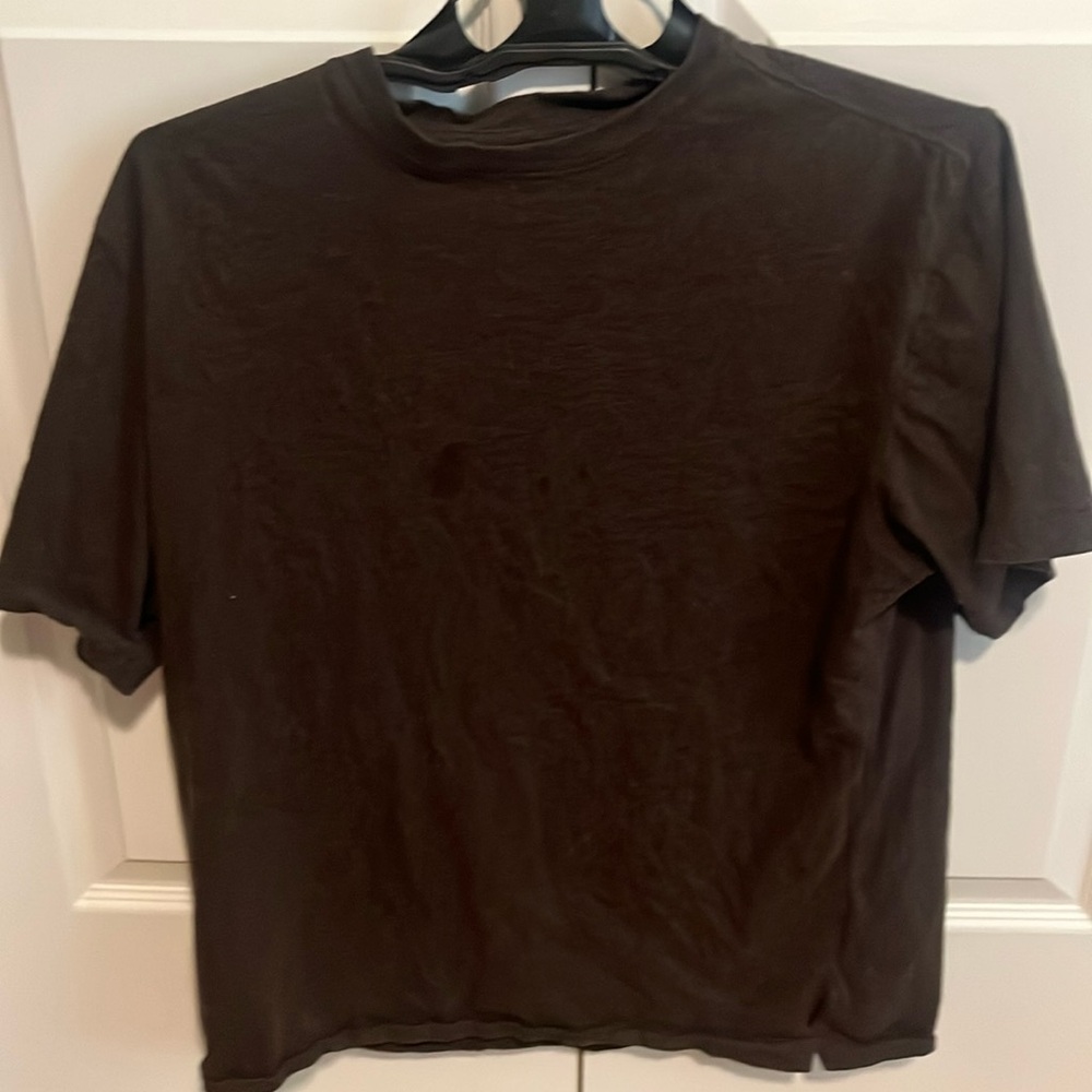 Brown t shirt